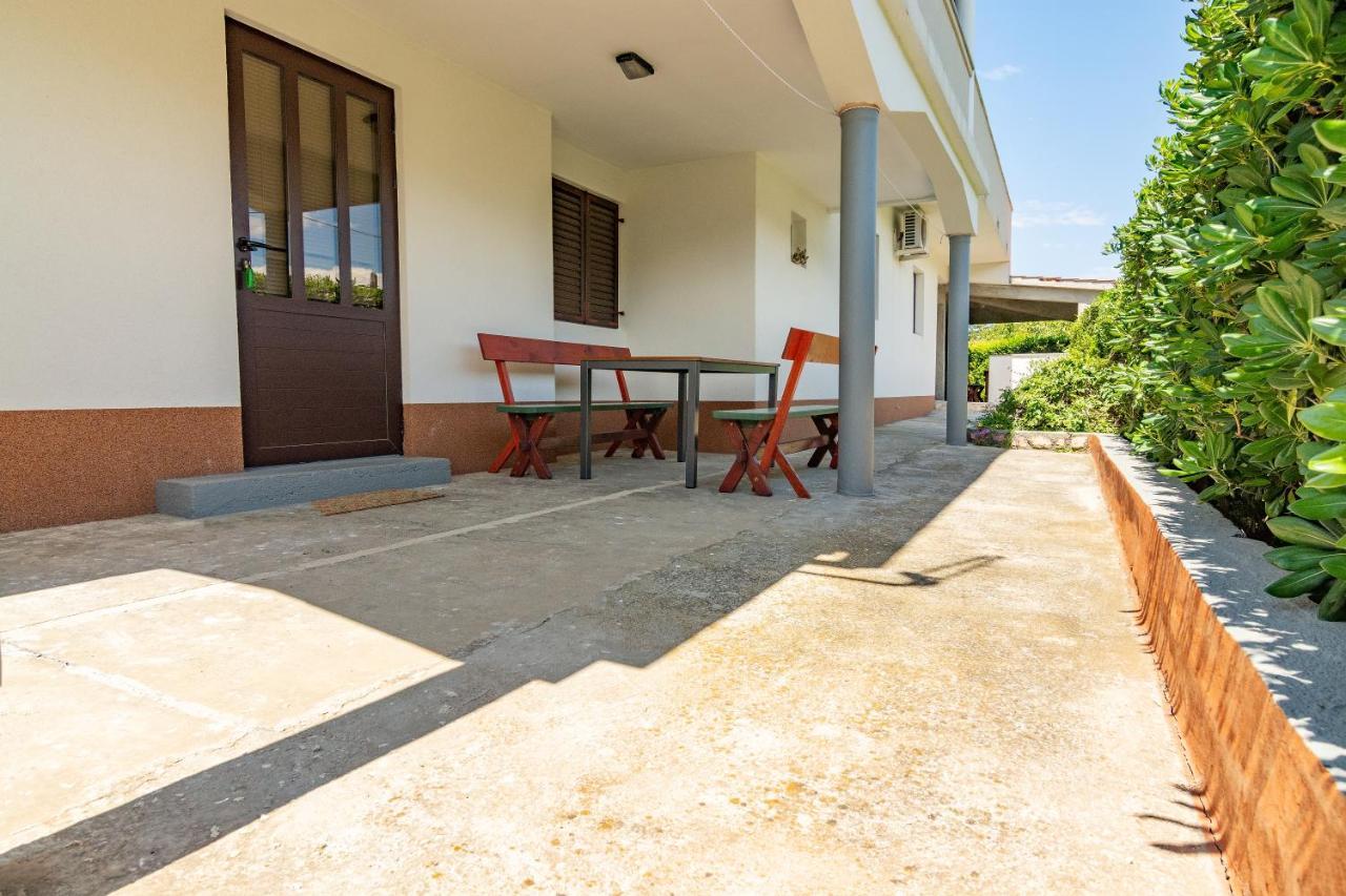 Apartment Dumicic 2 Mundanije 外观 照片